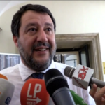 Ucraina, Salvini: “Pacifisti non sono quelli con la bandiera che ascoltano John Lennon”
