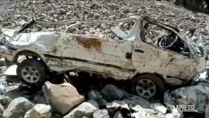 Pakistian: Bus dives into ravine, killing 22