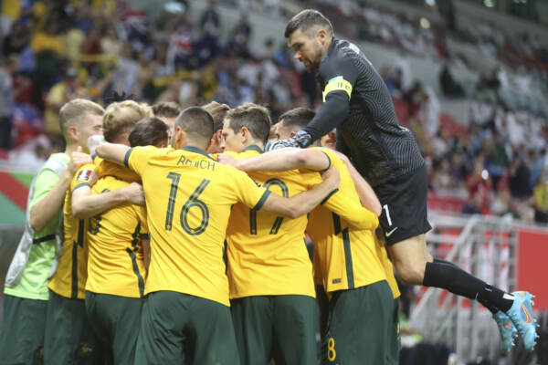Mondial-2022 (match de pré-barrage): l’Australie bat les Emirats (2-1)