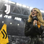 Dazn aumenta i prezzi, rivolta social per doppia utenza a 40 euro