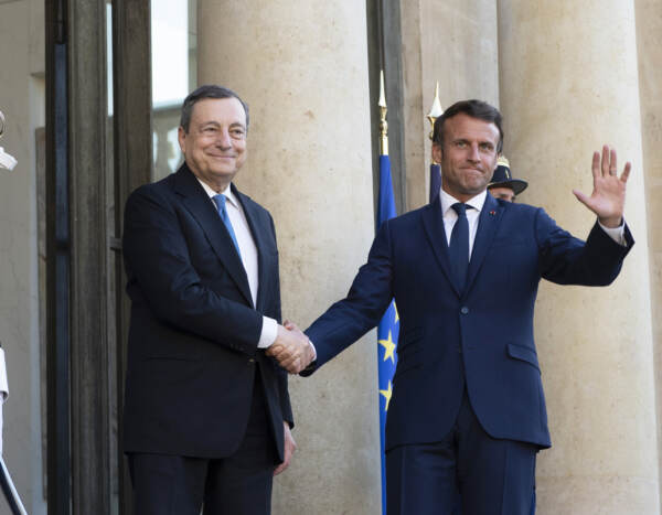 Il Presidente del Consiglio, Mario Draghi, a Parigi per un incontro con il Presidente della Repubblica francese, Emmanuel Macron