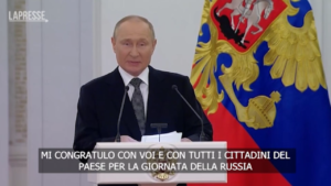 Ucraina, Putin ai russi: “Oggi siamo consapevoli dell’importanza dell’unità”