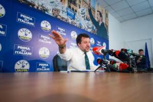 Milano, Conferenza stampa di Matteo Salvini