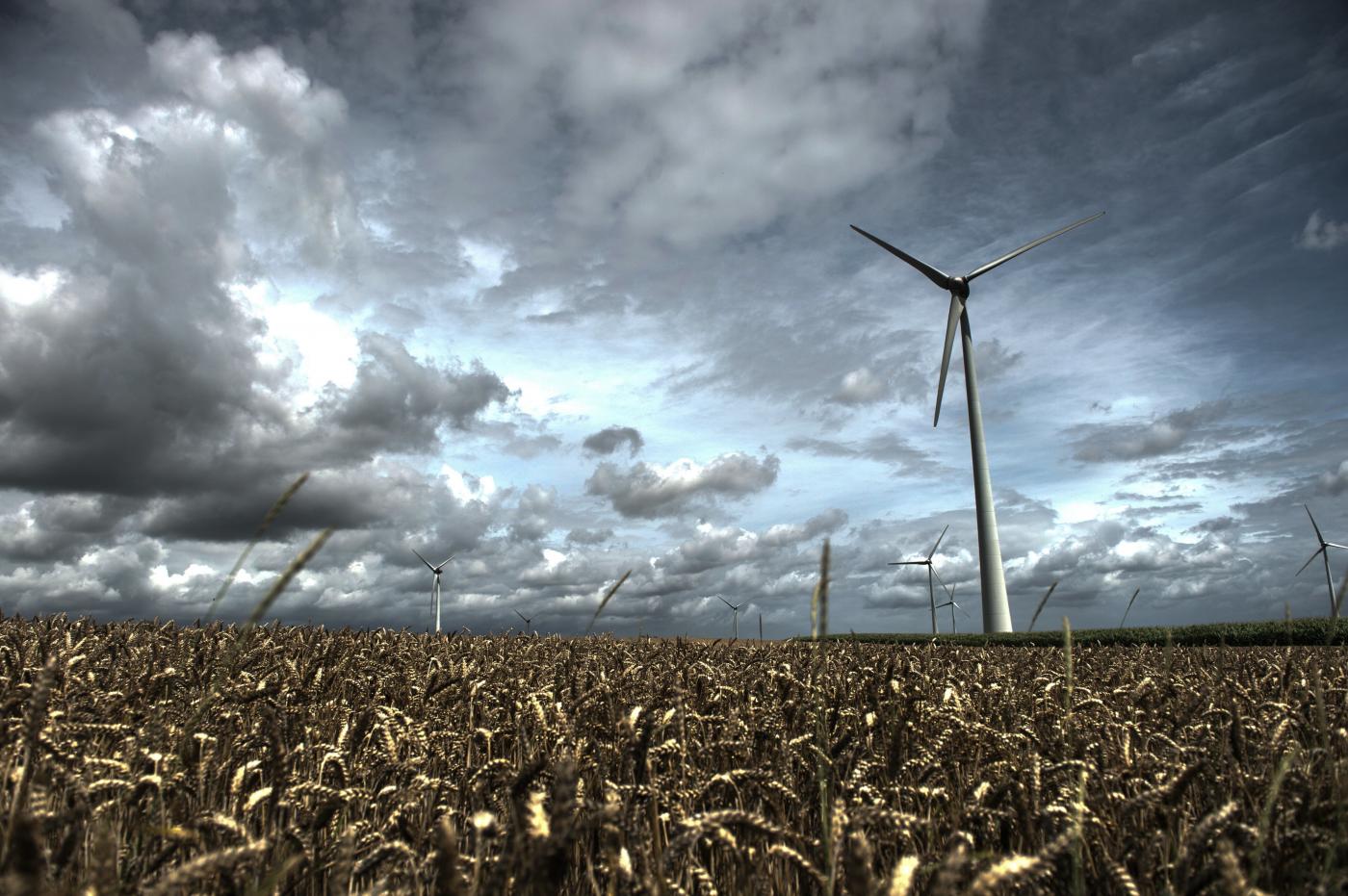 Turismo: 18 parchi in 11 regioni, eolico-tour nella guida Legambiente