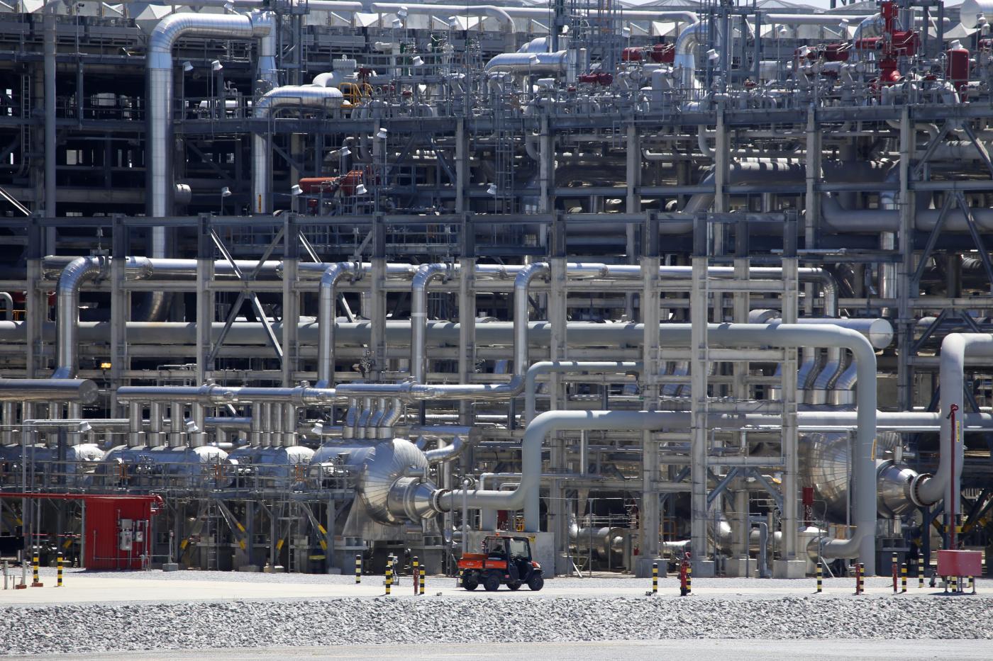 Gas, Eni: “Gazprom ha comunicato il taglio del 15% della fornitura”