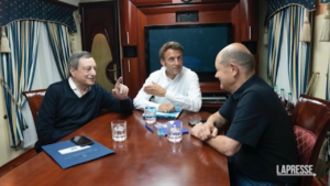 Ucraina: Draghi-Macron-Scholz verso Kiev, il premier italiano sul treno