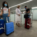 Covid, Iss: sale l’incidenza. Rt con Omicron al 100%. Da Fda ok vaccini per neonati: