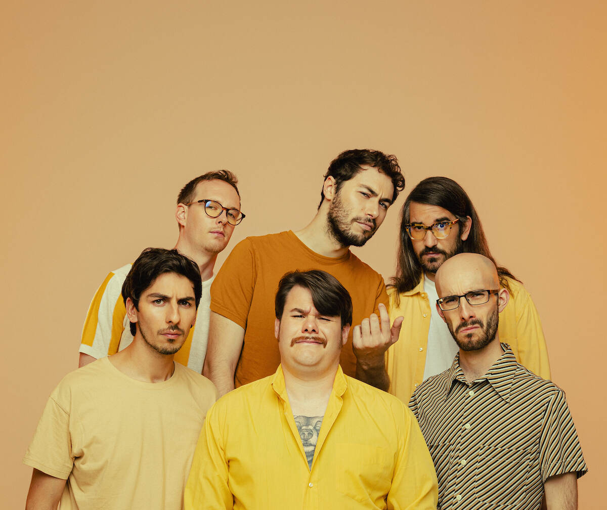 Pinguini Tattici Nucleari, primi in radio con ‘Giovani Wannabe’