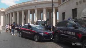 Inseguimento da film a Roma, spari alle gomme della Bmw per bloccarla