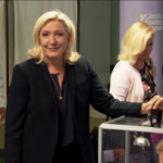 Legislative in Francia, Marine Le Pen vota a Henin-Beaumont