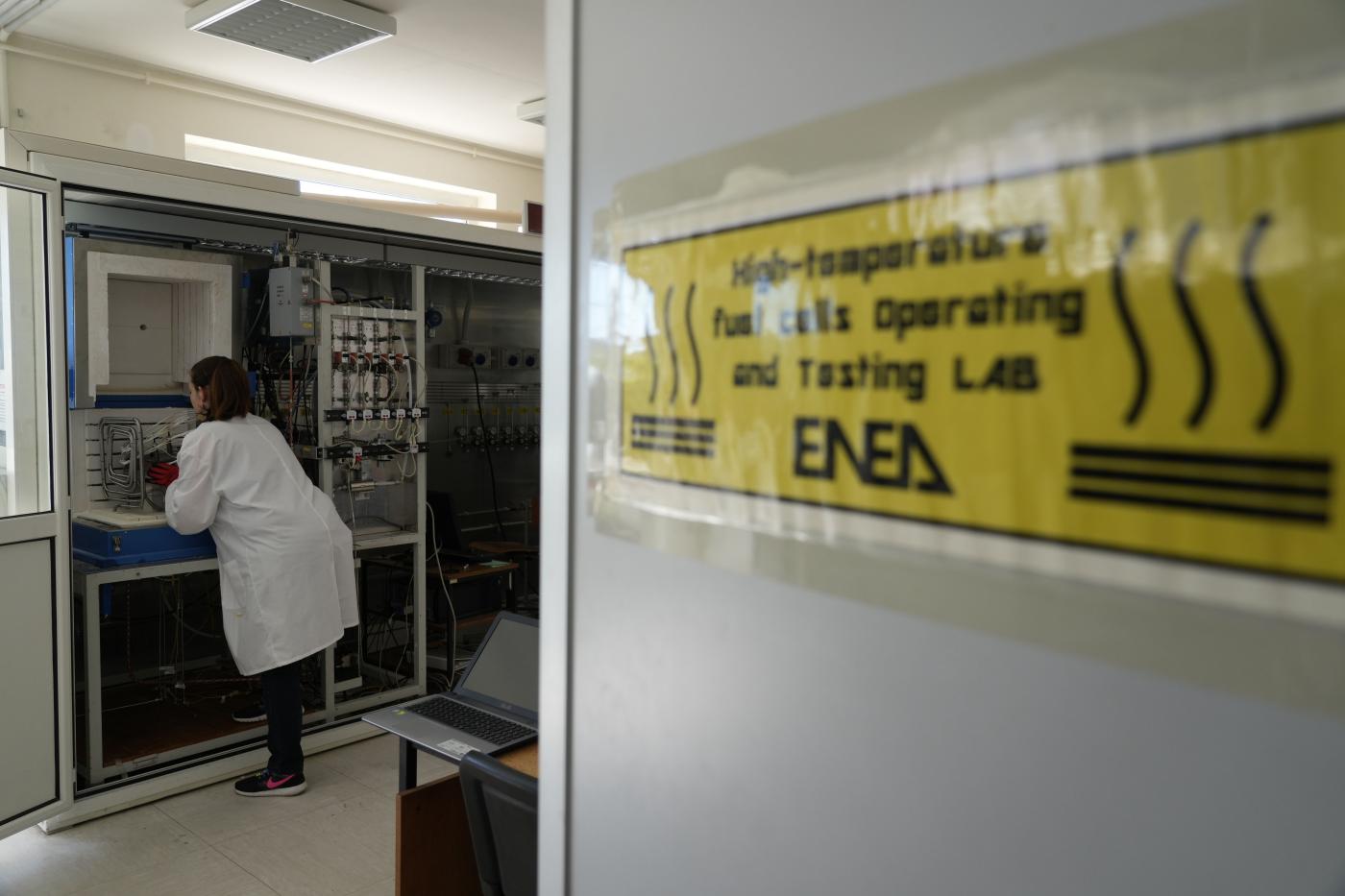 Energia, Enea: aumentano consumi, CO2 +8% e rinnovabili -9,5% Energia, Enea: aumentano consumi, CO2 +8% e rinnovabili -9,5%