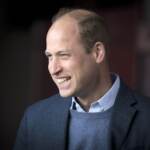 Royal: William compie 40 anni, festa in famiglia e foto con senzatetto