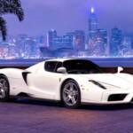Motori, in vendita l’unica Ferrari Enzo mai realizzata in Bianco Avus