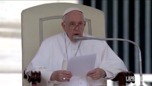 Ucraina, Papa: “Non perdiamo la memoria di quella terra martoriata”