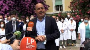 Spallanzani, Zingaretti: “Scritte no vax gesto ignobile che va represso”