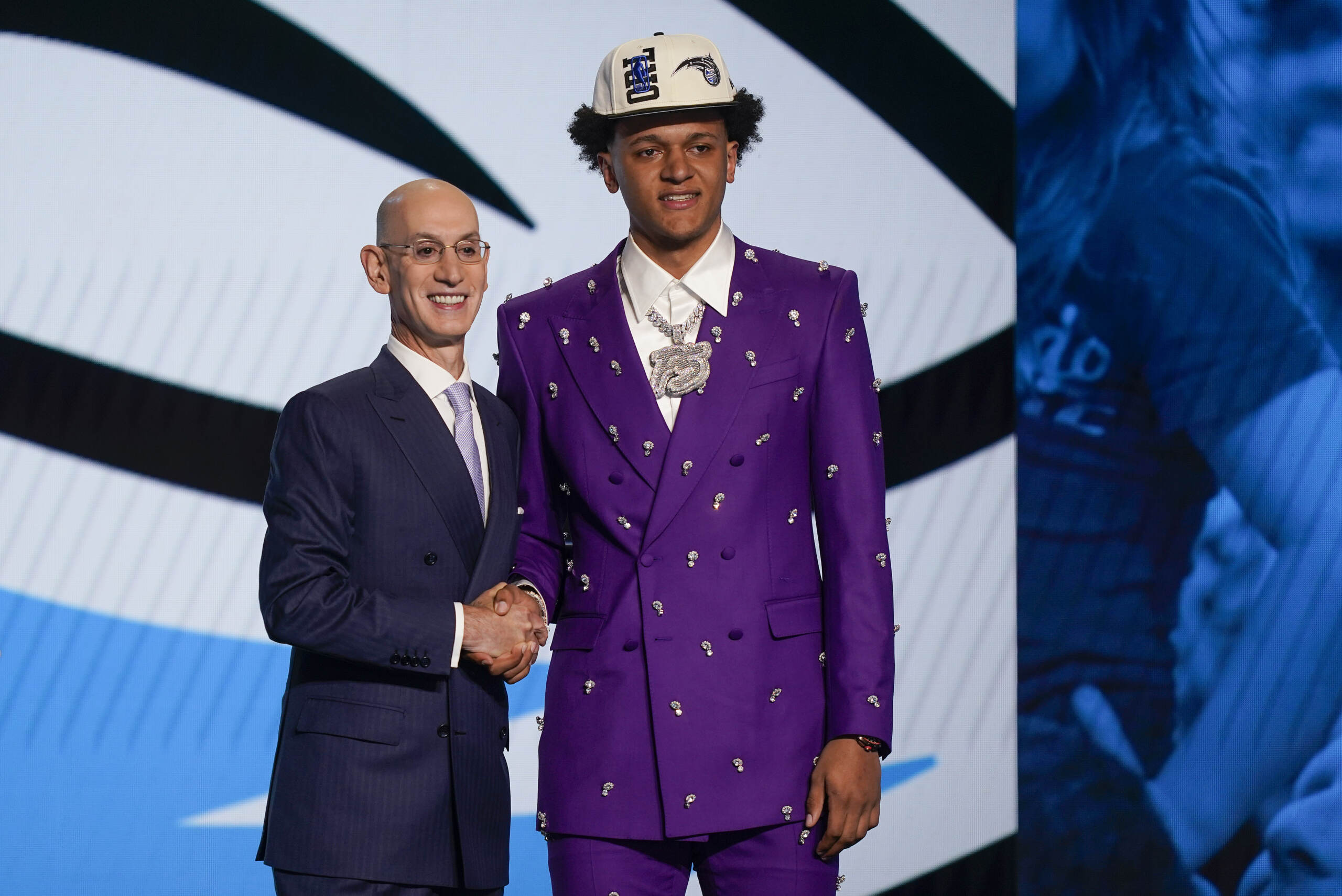 Nba, l’italiano Paolo Banchero è la prima scelta assoluta al draft 2022