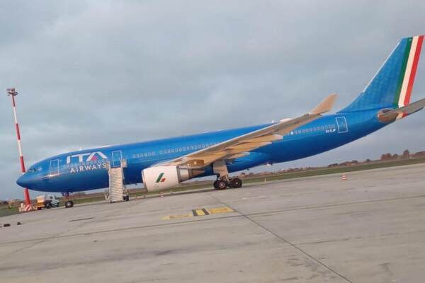 Usa: NY, nessuna conseguenza per presunta collisione tra volo Ita e Air France
