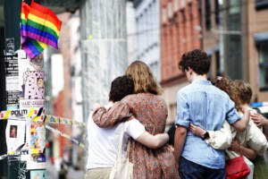 Norvegia: spari alla vigilia del Pride a Oslo, 2 morti. La polizia: “È terrorismo islamico”