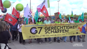 G7, migliaia di manifestanti in marcia a Monaco