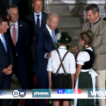G7: Biden arriva a Monaco, benvenuto bavarese per il presidente Usa