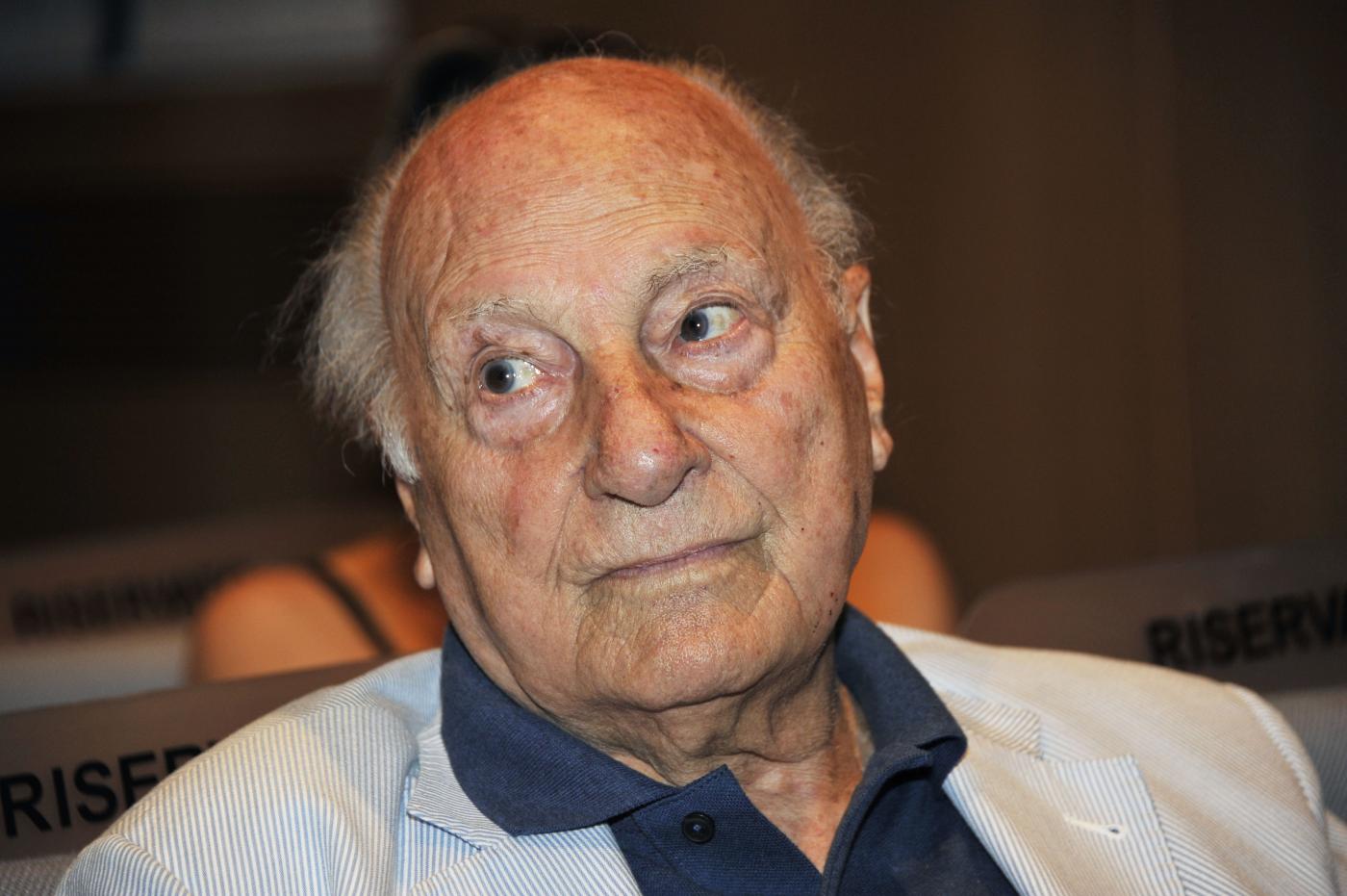 E’ morto lo scrittore Raffaele La Capria, aveva 99 anni