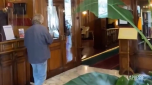 M5S, Beppe Grillo arriva all’hotel Forum di Roma