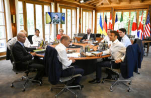 Ucraina, G7: “Aiuti finché necessari e con Mosca mai come prima”. Il premier Draghi: “Se perde Kiev perde la democrazia”