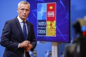 Nato, Jens Stoltenberg nella conferenza stampa di presentazione del vertice di Madrid