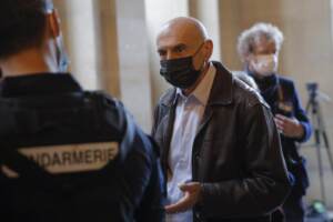 Parigi, prima udienza per l'estradizione dei 9 ex terroristi italiani
