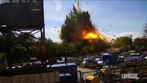 Ucraina, Zelensky diffonde le immagini dell’attacco al centro commerciale