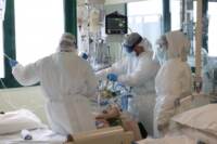 Bologna, Reparto terapia intensiva Covid-19 Ospedale Maggiore