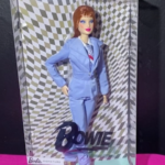 Barbie: nuovo omaggio a David Bowie, arriva la bambola per i 50 anni di ‘Life on Mars?’