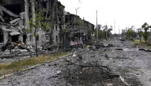 Ucraina, razzi russi nel Donetsk: 15 morti e una ventina di persone sotto le macerie. In 600mila senza accesso all’energia elettrica nel Paese