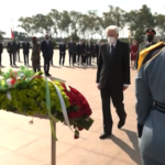 Il presidente Mattarella in Mozambico: la deposizione di una corona di fiori a Maputo