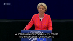 Gas, von der Leyen: “Prepararsi a taglio totale forniture russe”