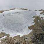 Crollo Marmolada: le vittime salgono a nove, giovedì ricerche dei tre dispersi sul ghiacciaio