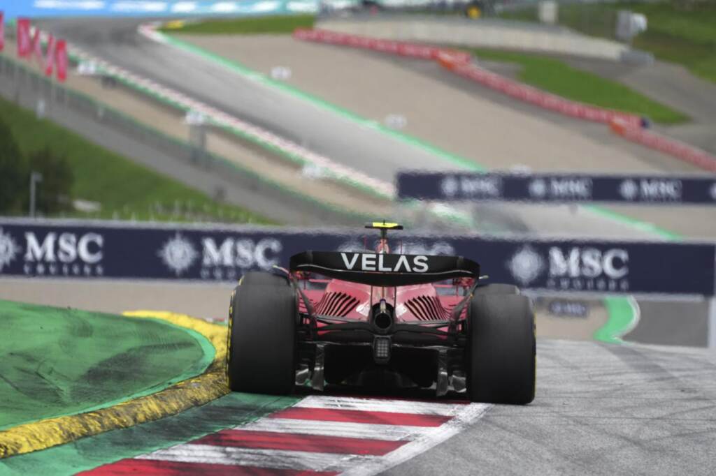 Galleria foto 'Il trionfo di Leclerc nel Gp d’Austria, i colori e le emozioni del successo del ferrarista | FOTOGALLERY' - foto 2