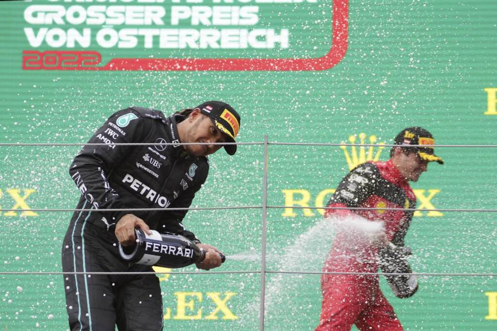 Galleria foto 'Il trionfo di Leclerc nel Gp d’Austria, i colori e le emozioni del successo del ferrarista | FOTOGALLERY' - foto 11