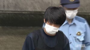 Giappone, l’attentatore di Abe trasferito dal commissariato di polizia