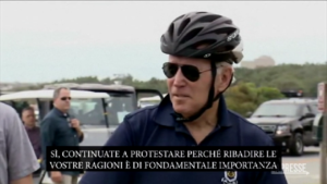 Aborto, Biden a donne: “Continuate a protestare”
