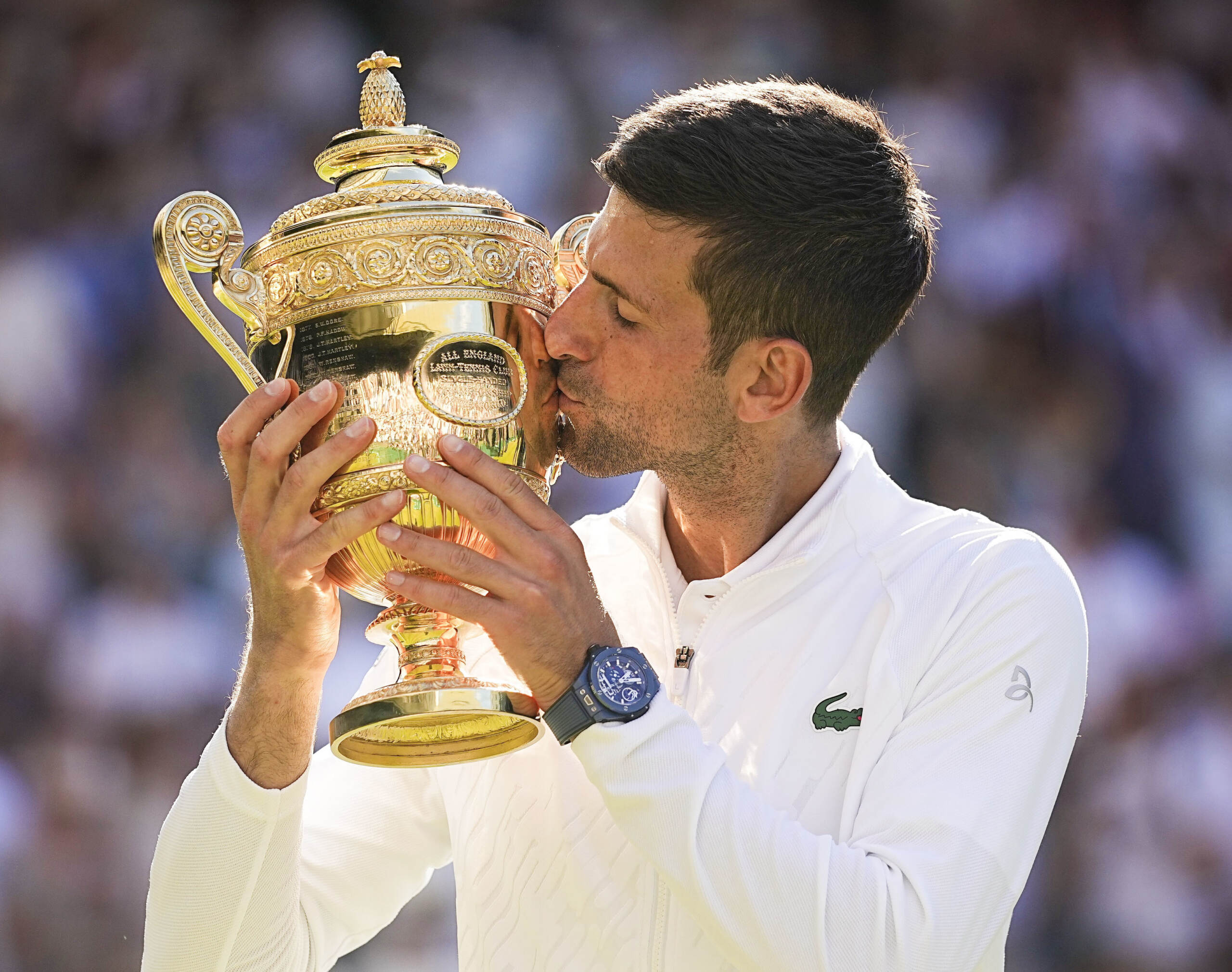 Tennis: Wimbledon, settimo sigillo per Re Djokovic, Kyrgios lotta ma cede in 4 set