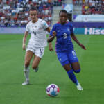 Calcio: Europei donne, esordio shock Italia, Francia travolge le azzurre per 5-1