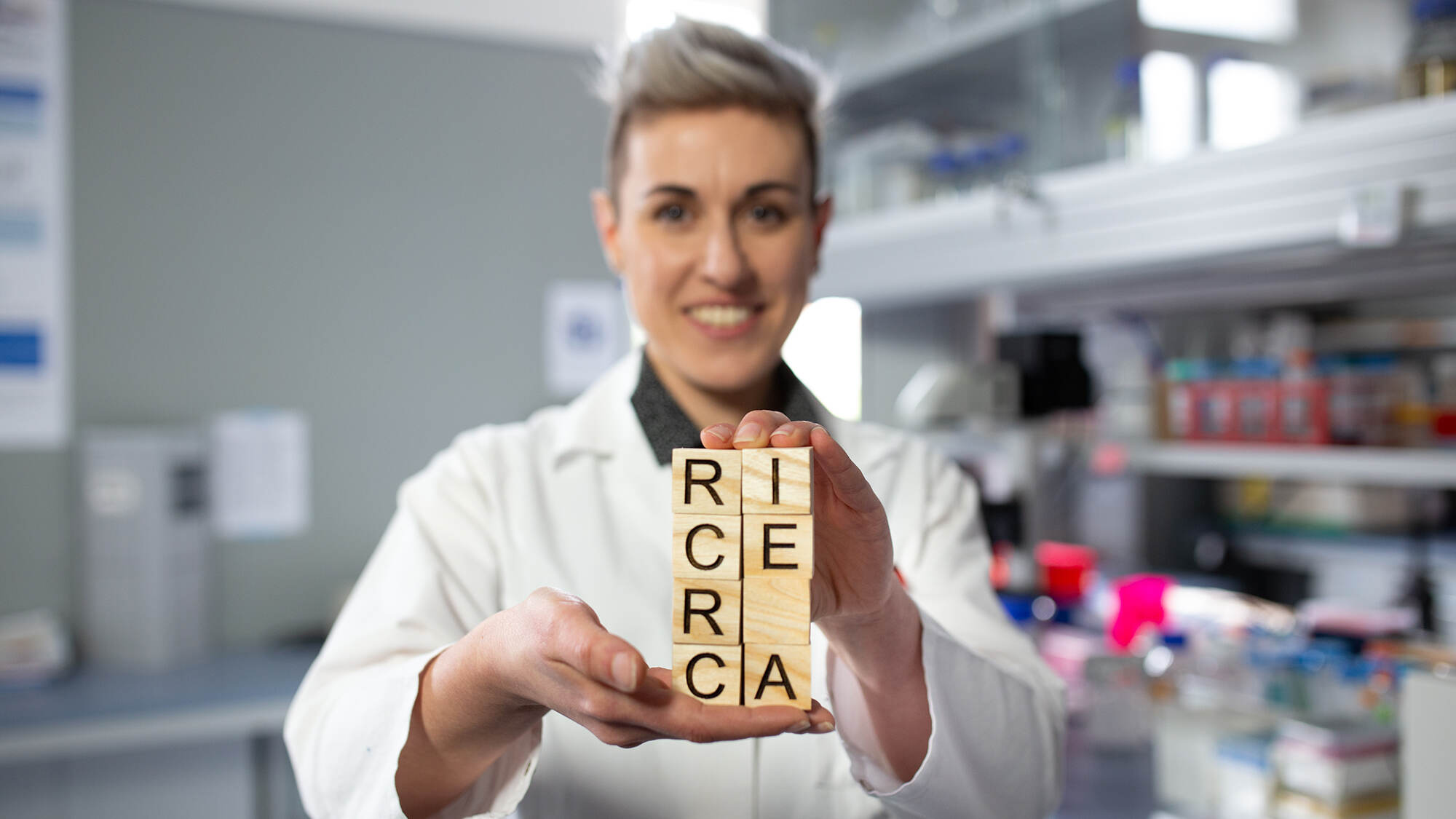 “Lasciare traccia”, storie e riflessioni sul testamento solidale