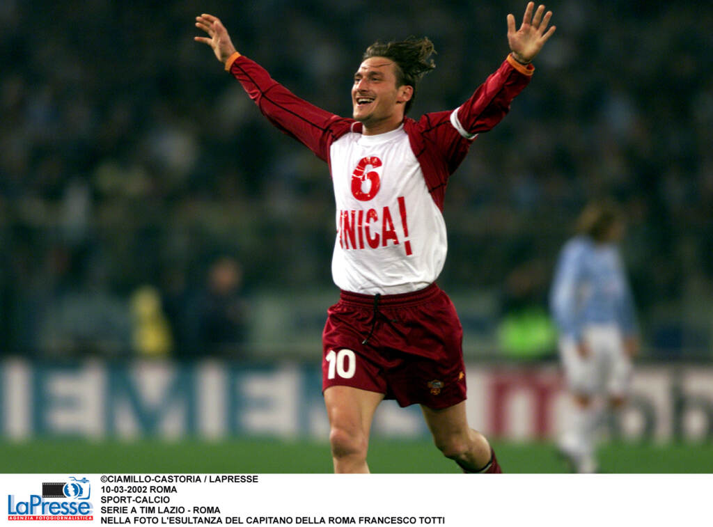 Galleria foto 'Francesco Totti e Ilary Blasi si lasciano, le foto più belle della loro storia d’amore' - foto 13