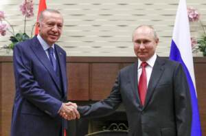 Ucraina: Erdogan sente Putin e Zelensky, su corridoi per grano è tempo di agire