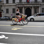 Milano, Sala annuncia: “Mobilità più sostenibile, 5 mln per incentivare le auto green”