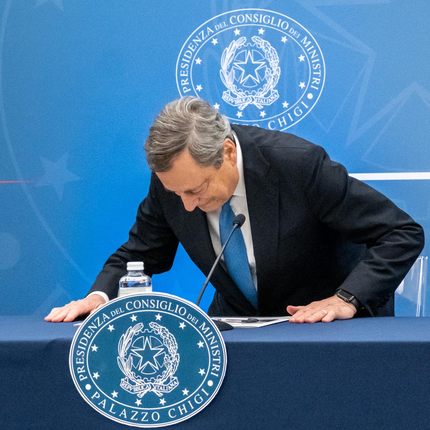 Draghi rassegna le dimissioni al Quirinale, poi le comunica al Consiglio dei Ministri: “Venuto meno patto di fiducia”