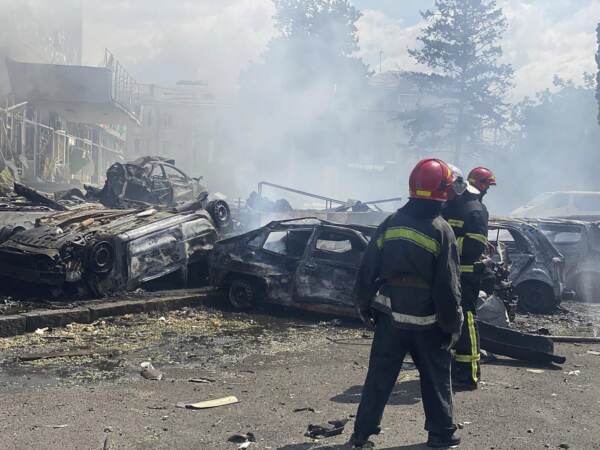 Guerra Ucraina: attacco missilistico russo su Vinnytsia, morti e feriti