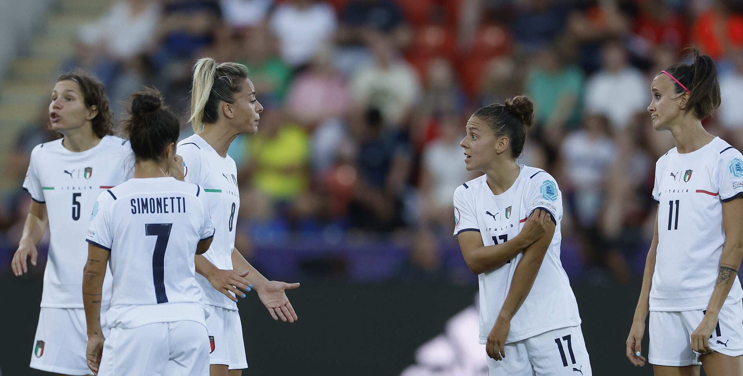 Calcio: Azzurre contro l’Islanda per il riscatto agli Europei. Vincere per tornare a sognare Calcio: Azzurre contro l’Islanda per il riscatto agli Europei. Vincere per tornare a sognare