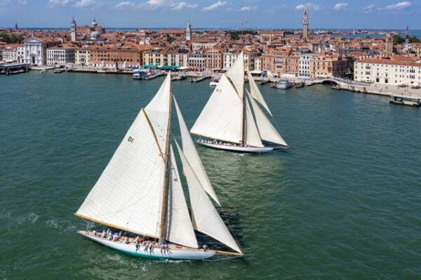 Il Tuiga, ammiraglia dello Yacht Club de Monaco, alla conquista del mare adriatico
